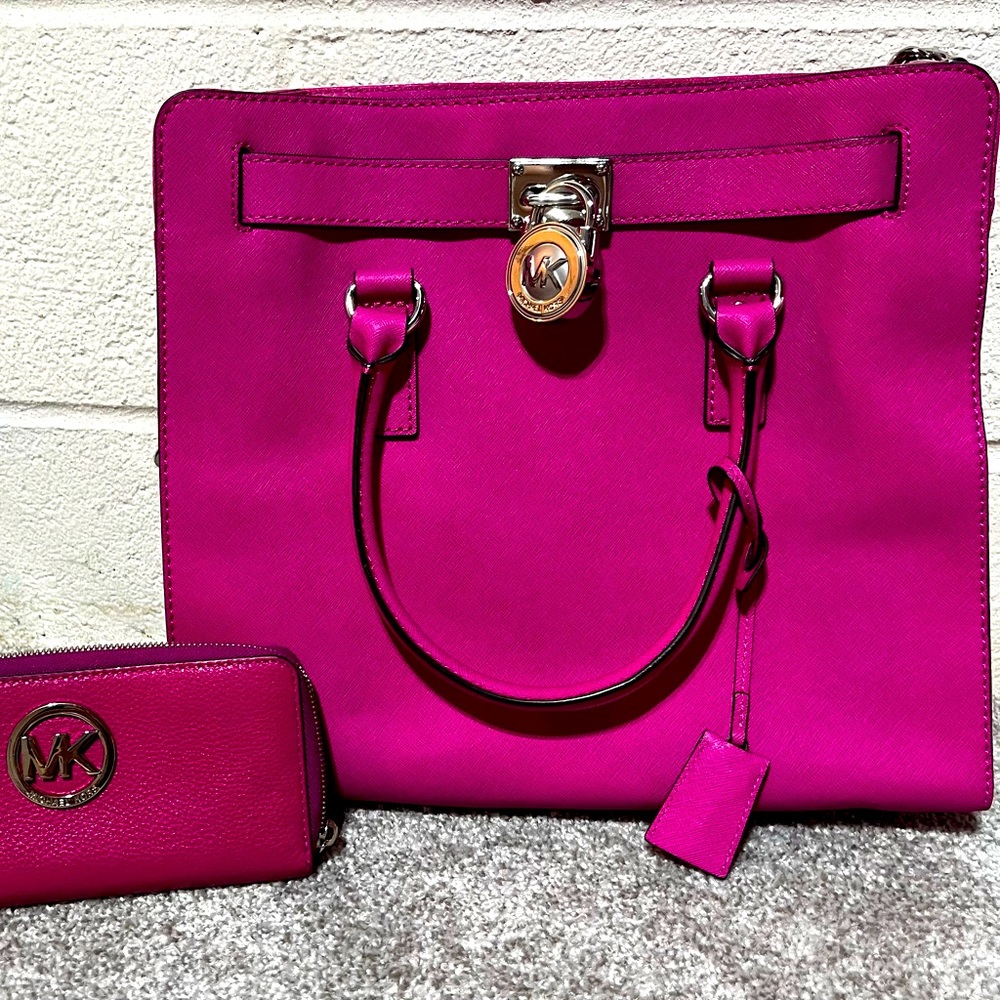 Fuchsia Michael Kors Handbag With Matching Wallet… - image 1